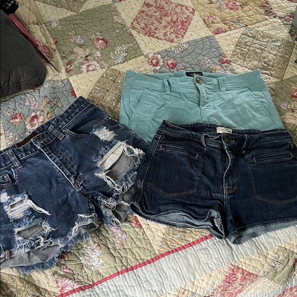 Womens Lot of shorts size 4 - Picture 1 of 10